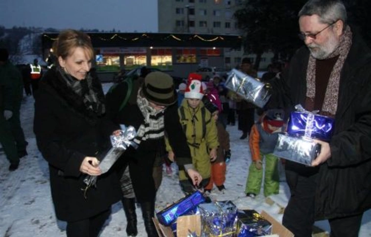Ovisok díszítették a diósgyőri karácsonyfákat