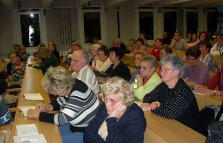 Szabadegyetem az idősek áldozattá válása ellen