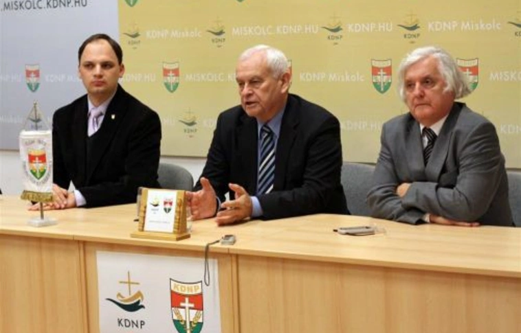 Családi Magyarország, magyar családok