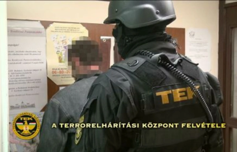 Orvvadászokat fogtak a TEK-esek - videóval!