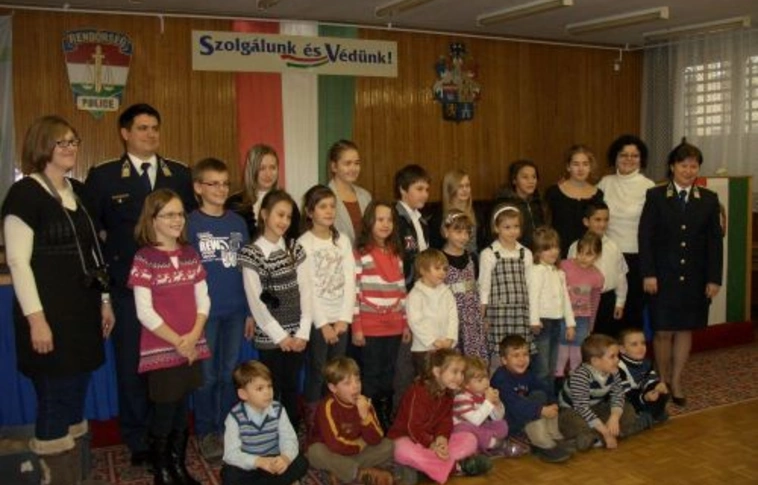Hull a hó – a rajzokon is 