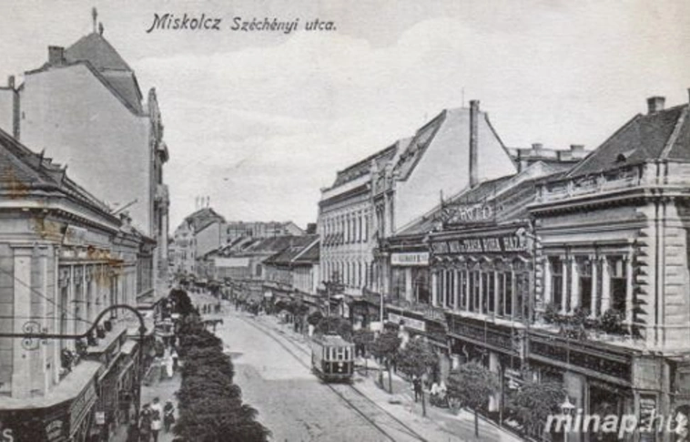 A Széchenyi utca – akkor és most... 