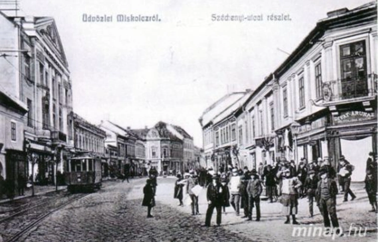 Széchenyi utca részlet – akkor és most... 