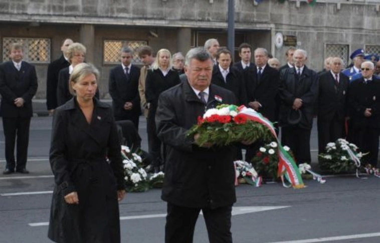 ’56 hőseire, mártírjaira emlékeztek