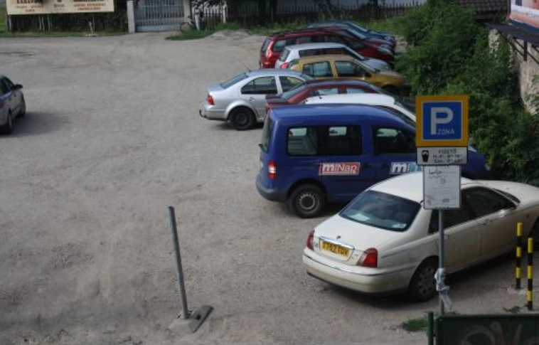 Ünnepi parkolás Miskolcon