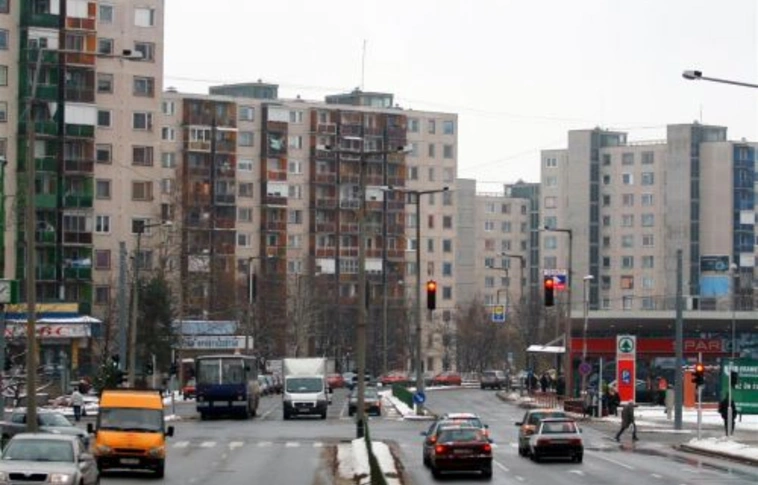 A DK útlezárással tüntet a békéért, a megoldásokért