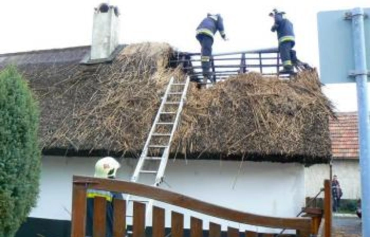 Műemlékeket gyújtogattak Mezőkövesden