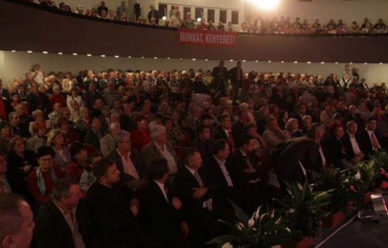 MSZP: kormánykritika és programhirdetés