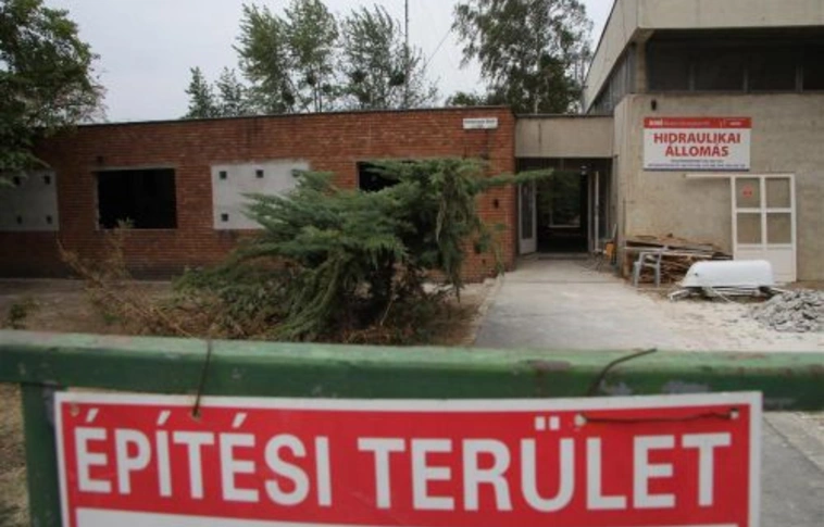 Ismét van meleg víz az Avason