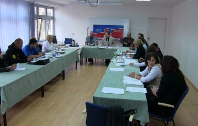 Kihelyezett bizottsági ülés az Andrássyban