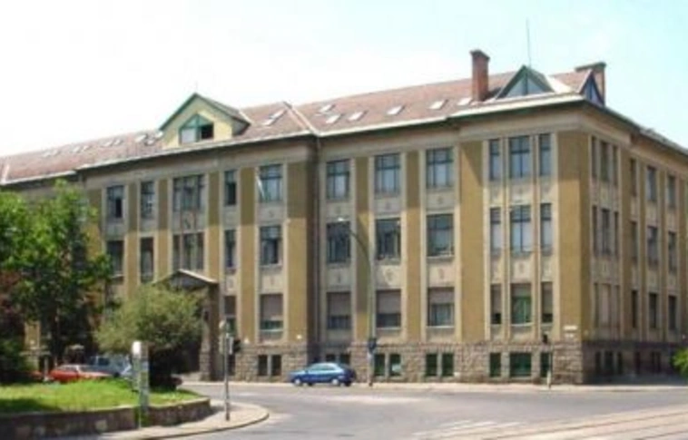 Centenáriumi labdarúgó torna az Andrássyban