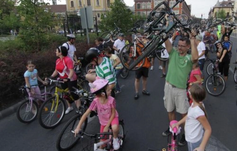 Mobilitás a városrészekben, forgalomlassulással