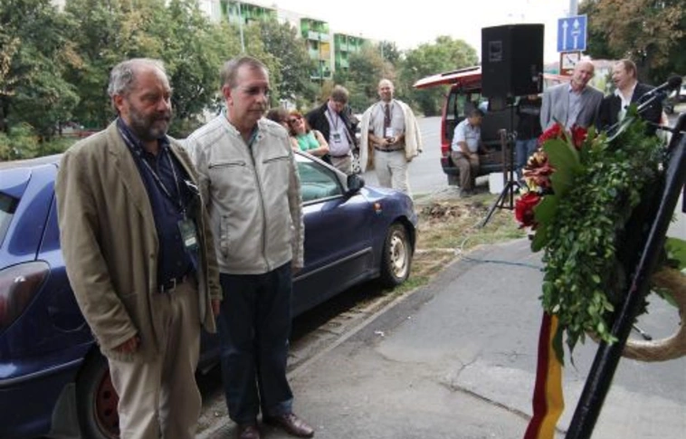 Főhajtás a miskolci Oscar-díjas előtt