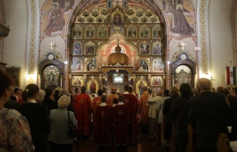 Centenáriumi liturgia a százéves templomban 