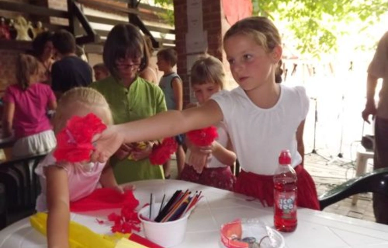 Esztenás fesztivál kicsiknek és nagyoknak
