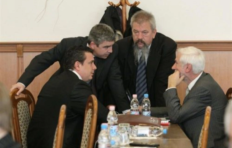 Közgyűlés után az útépítésről