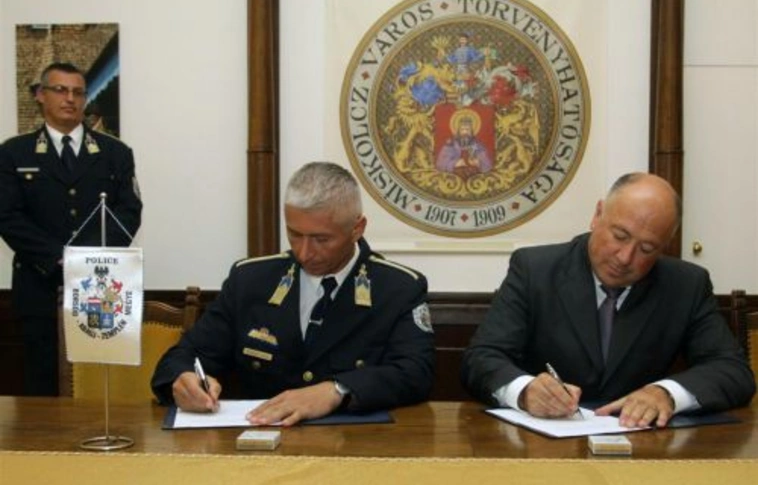 Belügyminiszteri látogatás, közbiztonsági intézkedések