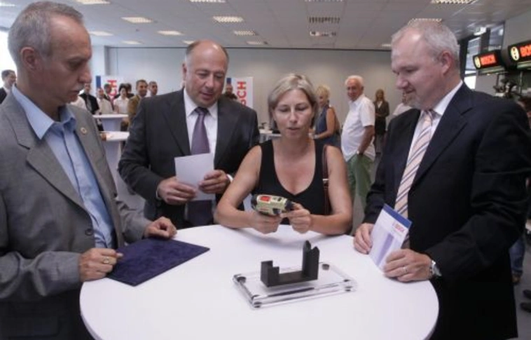 Elkészült az ötvenmilliomodik Bosch-kéziszerszám Miskolcon 