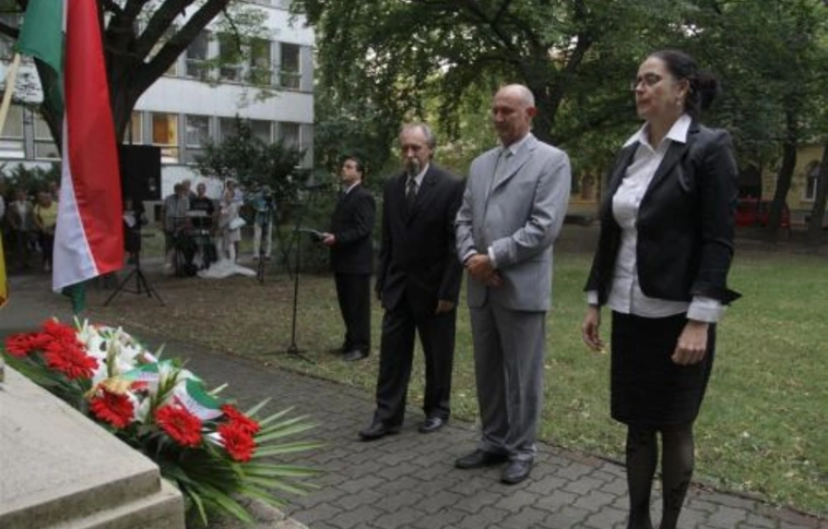 "Szánandó az, ki bujdos hontalan"