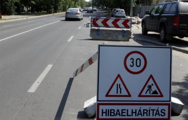 Csőcsere miatt terelnek szerdától a Görgeyn
