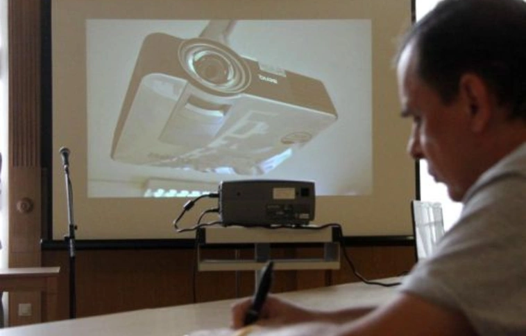Intelligens iskolák digitális táblákkal