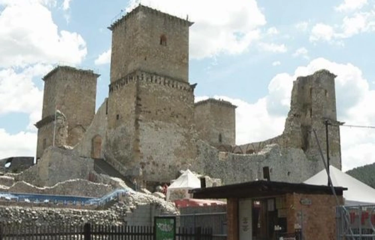 Már augusztusban megkezdődhet a vár rekonstrukciója