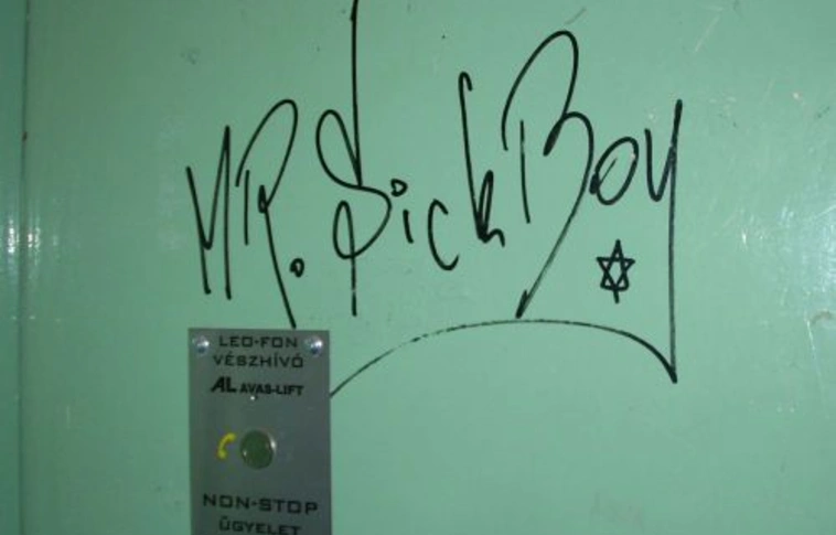  Nem nyomoznak tovább az avasi autórongálások miatt