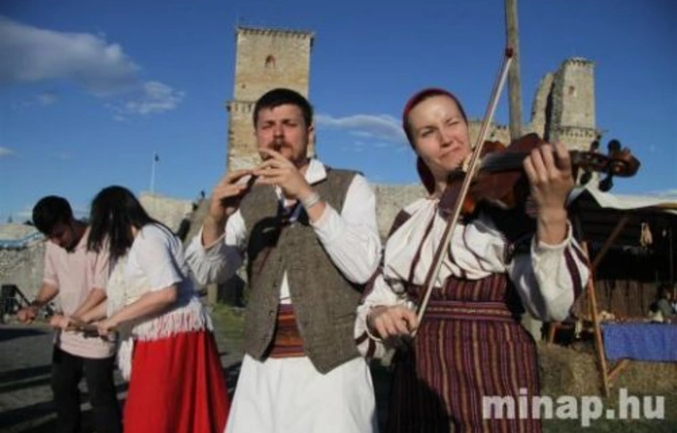 Megkezdődött a XVI. Borsodi Fonó