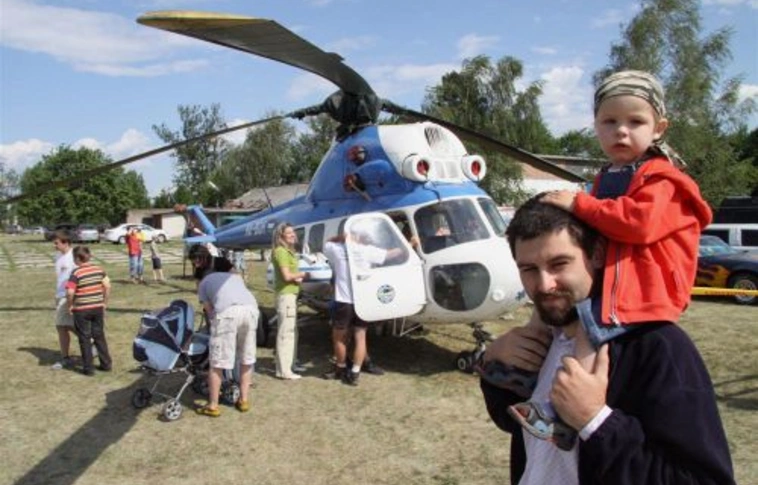Repülőtéri forgatag, kézműves játékok