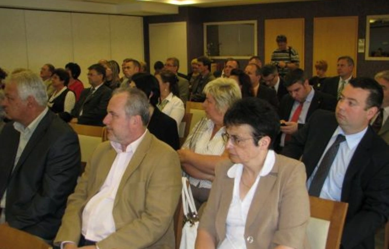 Széchenyi: 71 milliárdot hozott a megyébe