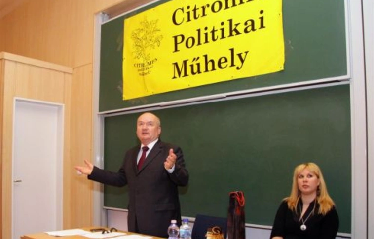 Szerződéses katonák, tartalékosok, afgán kivonulás…