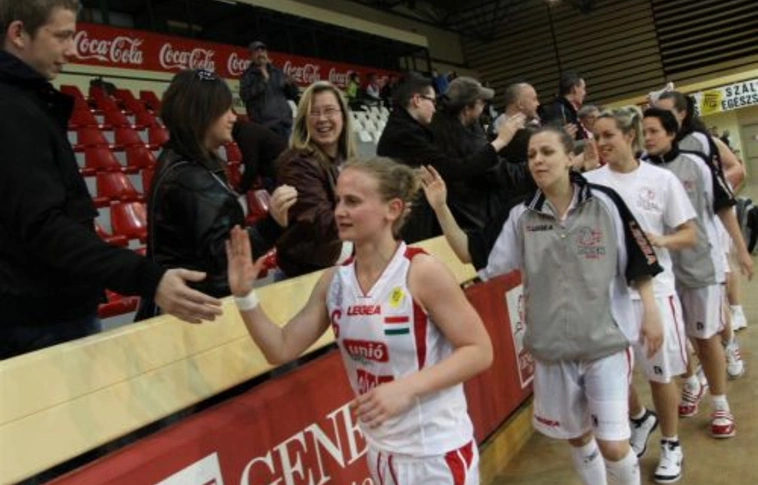 Kosárlabda: Nyert a DKSK