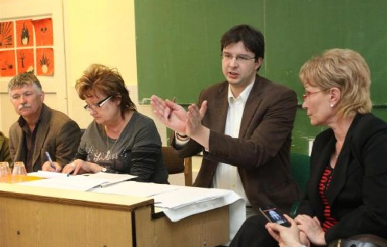 Fórumon az Andor utcáról