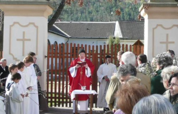 Ünnepi barkaszentelés