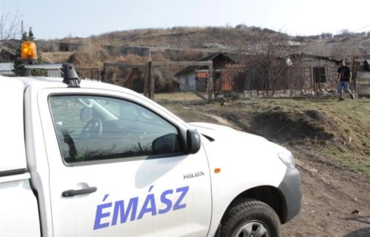 Lopták az áramot a Gyár utcában