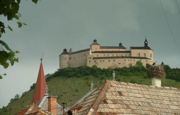 Miskolci restaurátorok segítenének Krasznahorkának