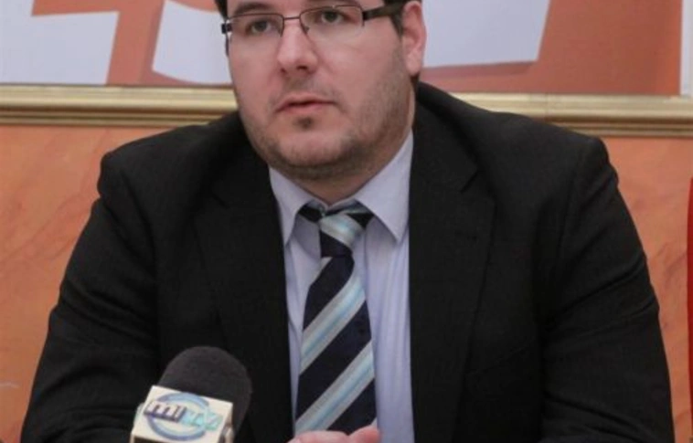 Leadta ajánlószelvényeit Takács Gábor