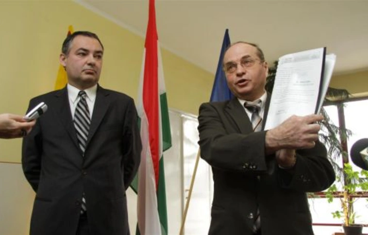 MSZP-indítvány: aggályosak az aláírások?