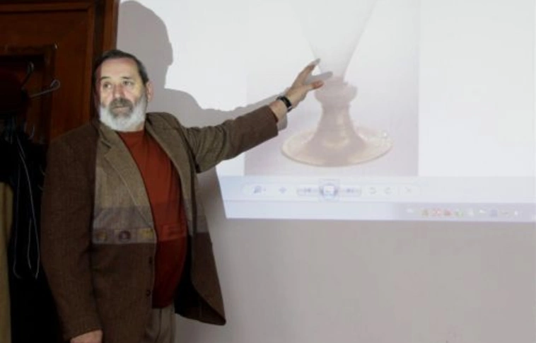 Az üvegművességről a Herman Ottó Múzeumban