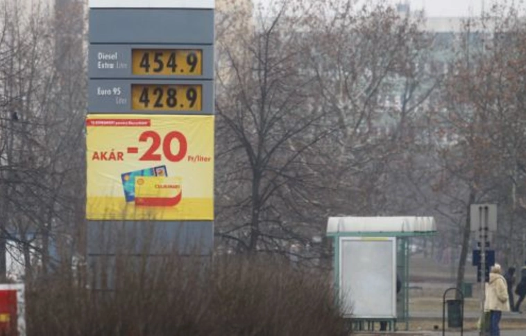 Mindenkinek drága a benzin