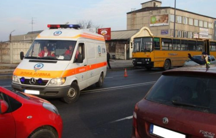 A Gömöri felüljárónál karambolozott a busz