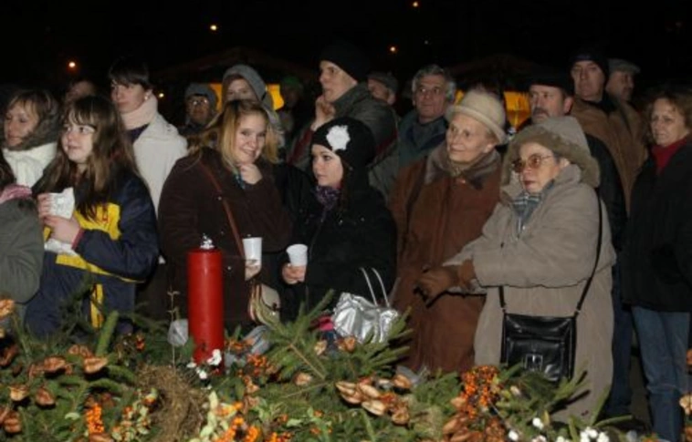 Advent az Avason