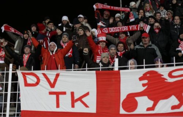 Öt garázda szurkolót állítottak elő
