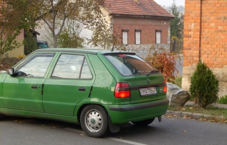 Akár bűncselekmény is lehet a „padkavédelem”