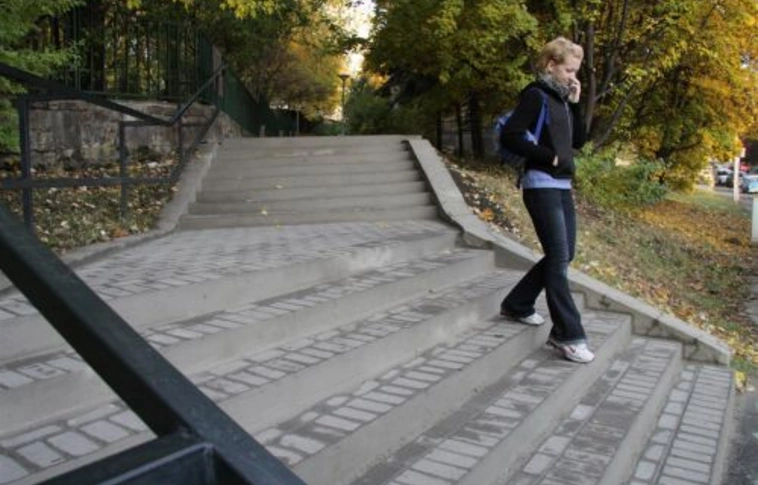 Megújultak a lépcsősorok a Katowicén