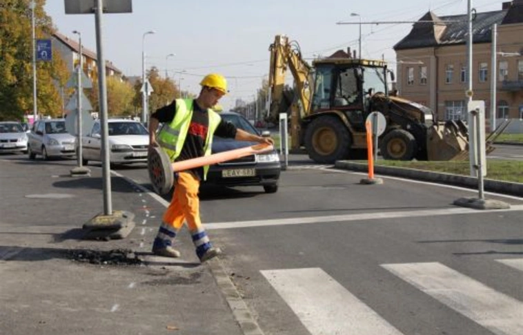 Elkezdődött az Újgyőri főtér átalakítása