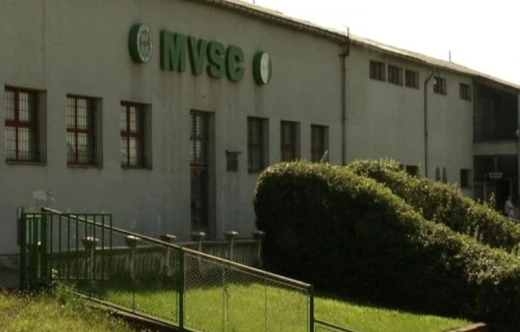 53 éve a labdarúgás aranylapjait írták az MVSC-nél