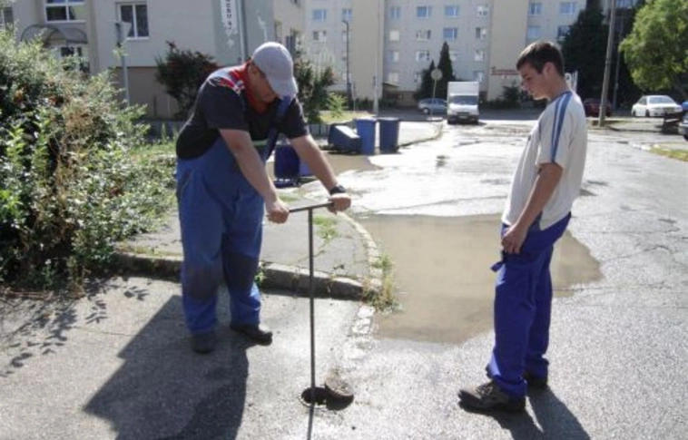 Csőtörés a belvárosban