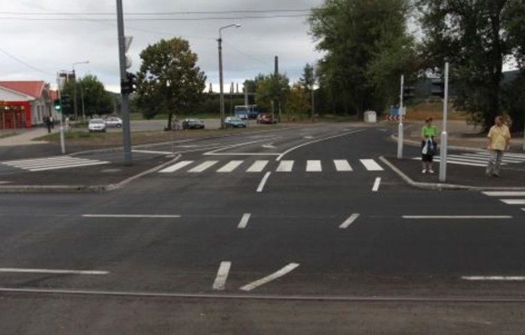 Diósgyőri Tesco: utat építenek, de áruházat?