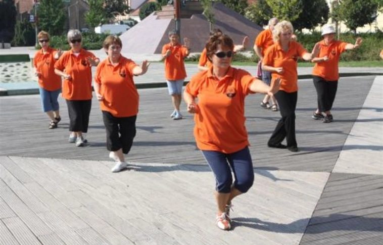 Harmónia és tai chi a Hősök terén